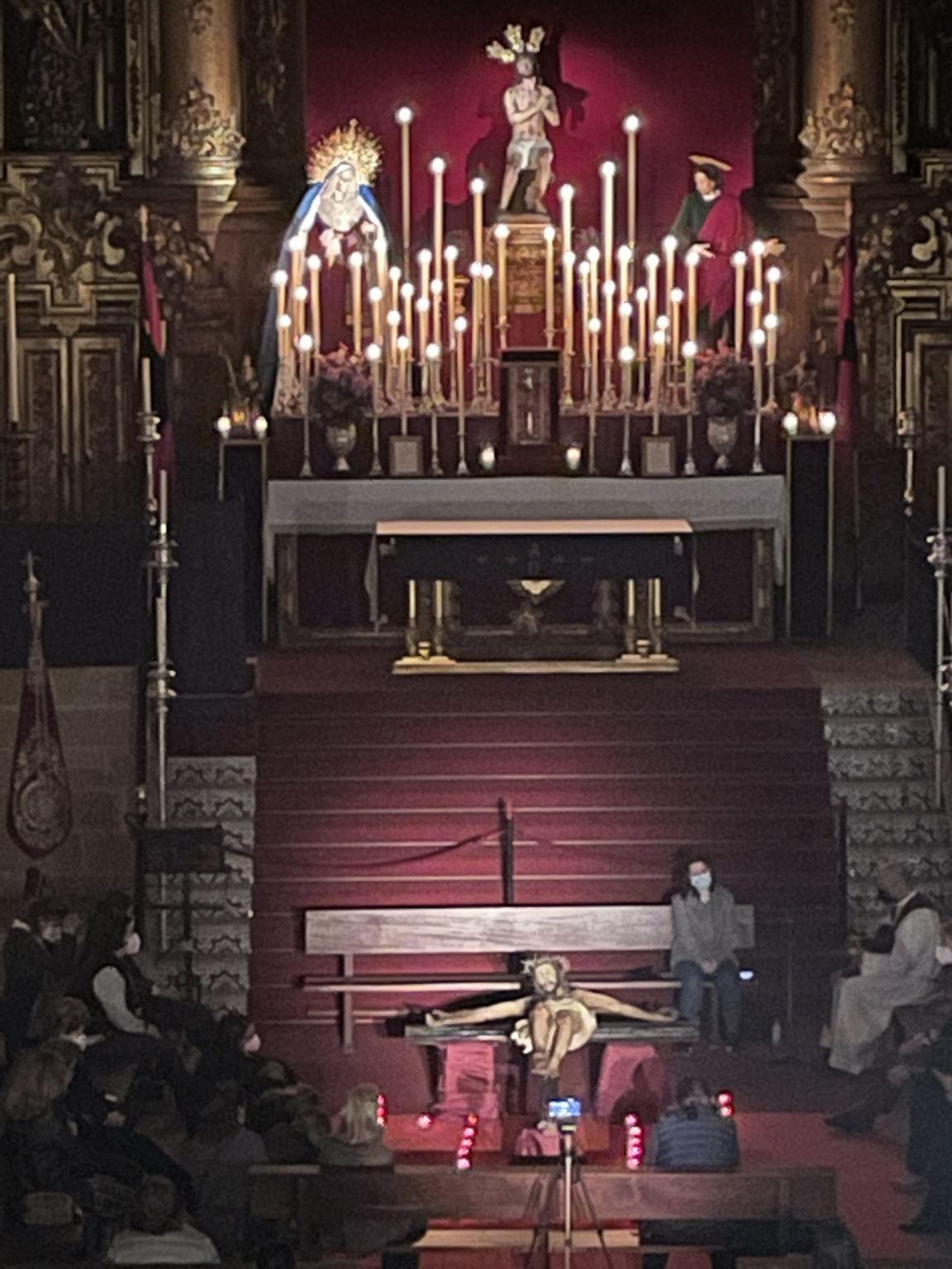 Galería Adoración de la Cruz con el Santísimo Cristo de las Aguas.